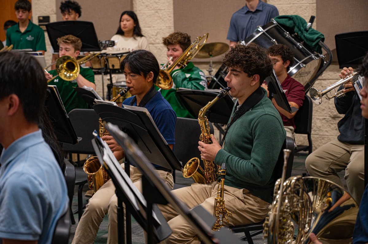 Strake Jesuit tweet media