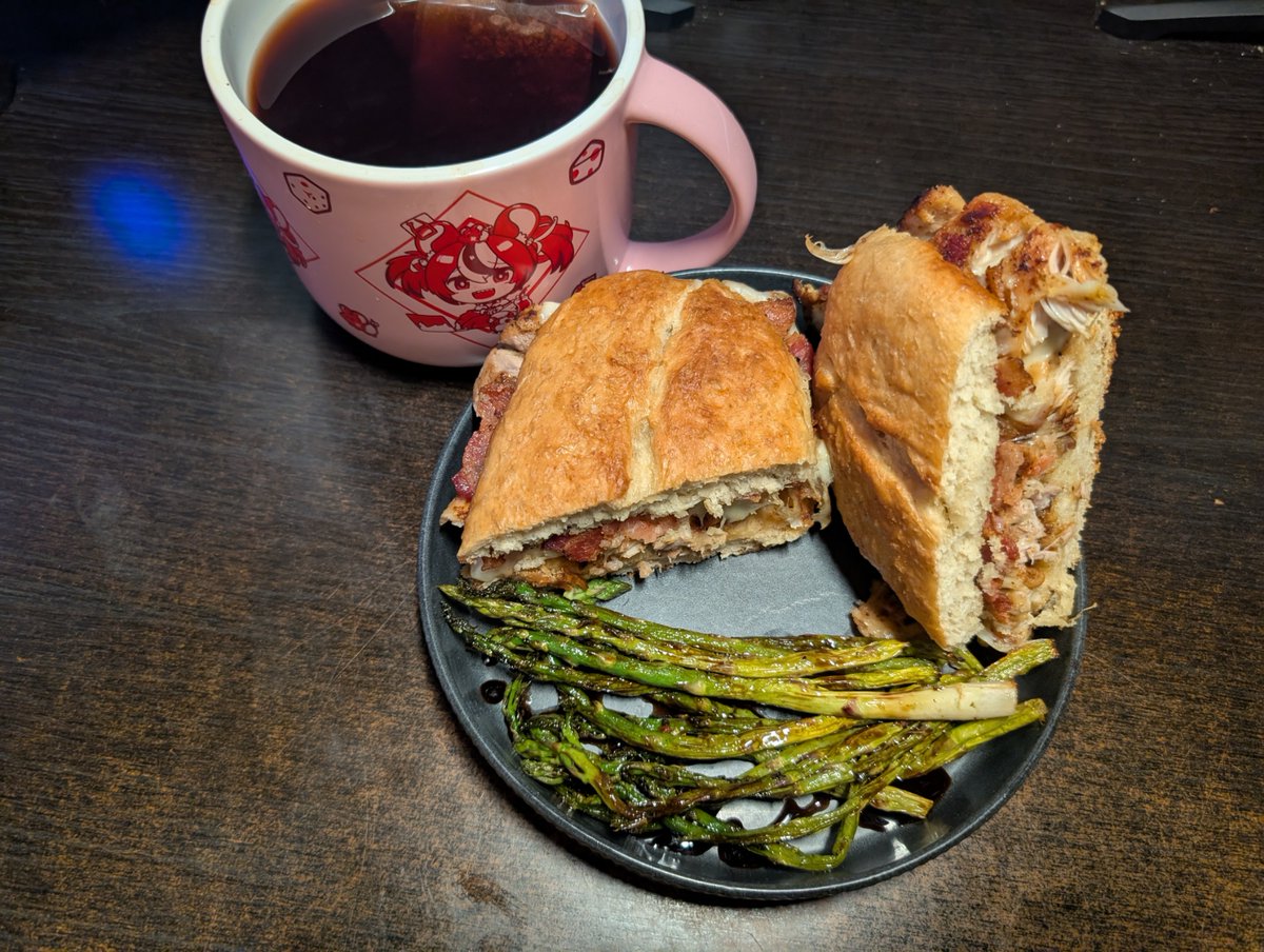 SpergKitchen's tweet image. Saturday's dinner was another sandwich this time a chicken and provolone with sautéed asparagus paired with a hibiscus and blackberry tea. #Food #dinner #Cooking #ASK_Dinner
