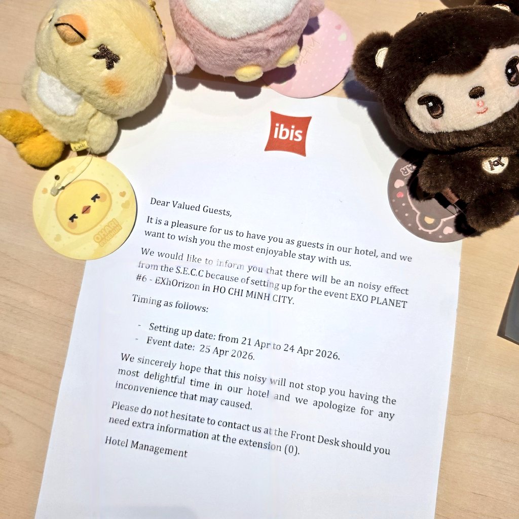 xopinkpink's tweet photo. 여기 호치민 이비스 사이공 사우스 호텔
https://t.co/np816W4VPt
젤 윗층(13층) 끝방이었고 룸에는 이런 편지도 있었음.. 컨디션이나 조식은 그냥 이비스 표준이라 가성비 괜찮았어요. 공연장은 도보 3분거리였음. 문의가 많아서 인용으로 남겨요.. 디엠 답변 더이상 안할게요! https://t.co/d7qsJ9Y6wV