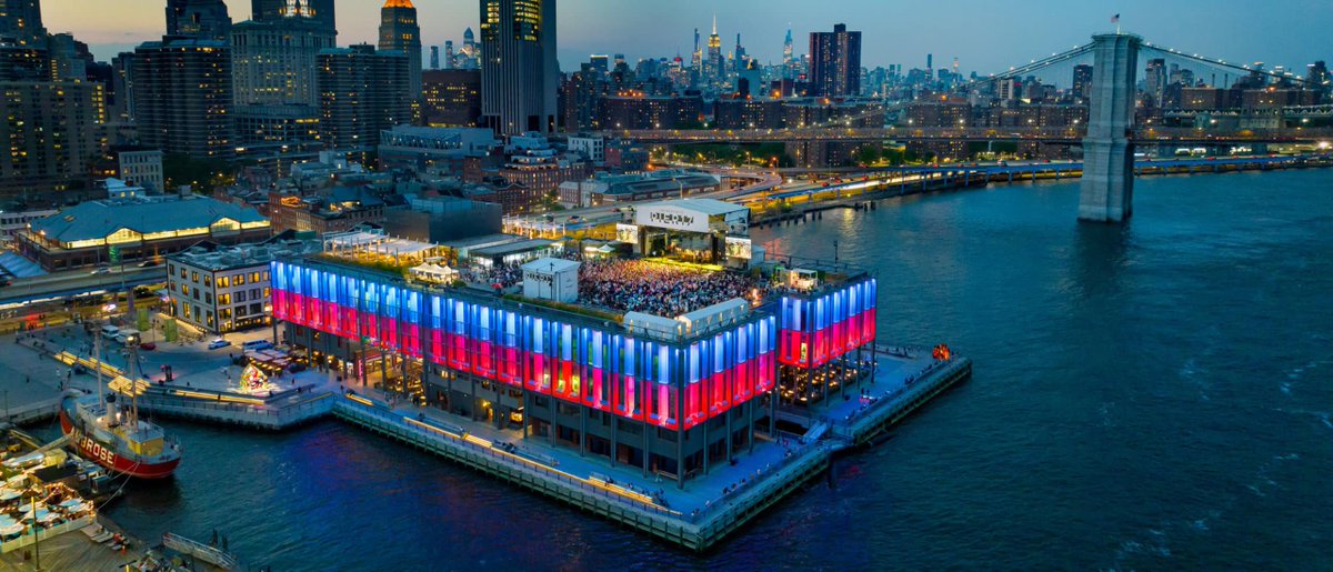jrojasa75's tweet image. Mayo 26 a partir de 3pm ET; #USMNT Estados Unidos dará a conocer su lista para #FIFAWWC en evento público gratuito para aficionados y en TV en vivo por FOX desde el Rooftop at Pier 17 en NYC .. @GlennCrooks @RobAbramowitz @stevenarce @JulianCaperaB @Alexparella @marianot19