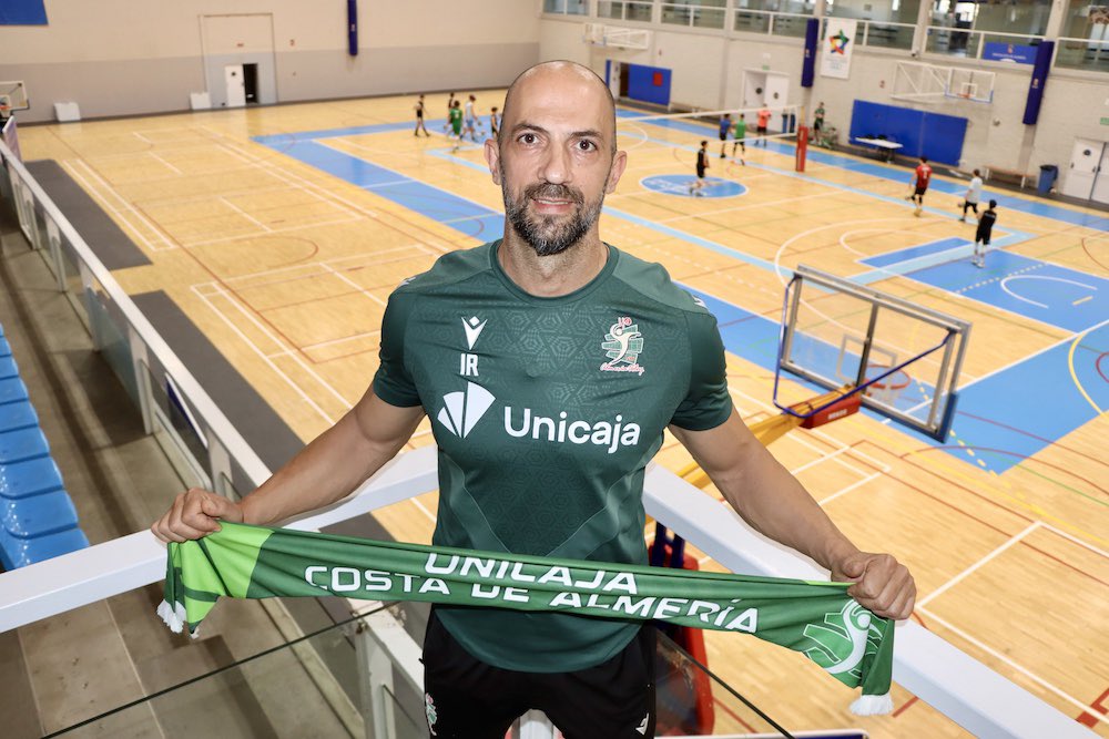 Unicaja Costa de Almería Voleibol 🏴󠁧󠁢󠁥󠁮󠁧󠁿💚 tweet media