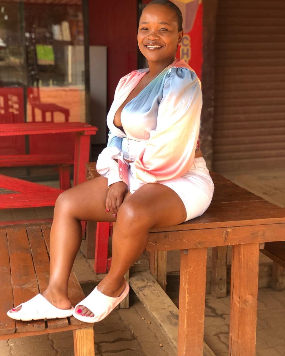 Thembisile Q II tweet media