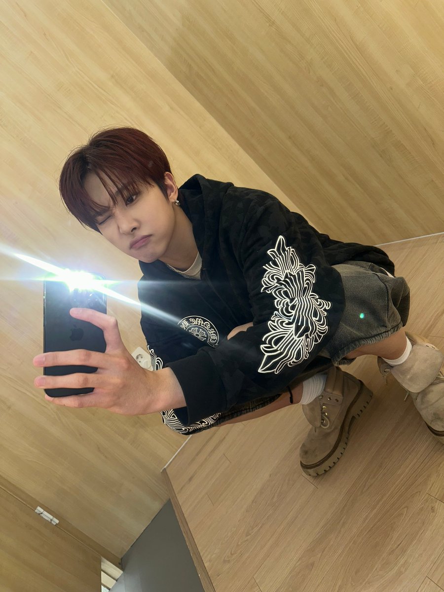 TRENDZ (트렌드지) tweet media