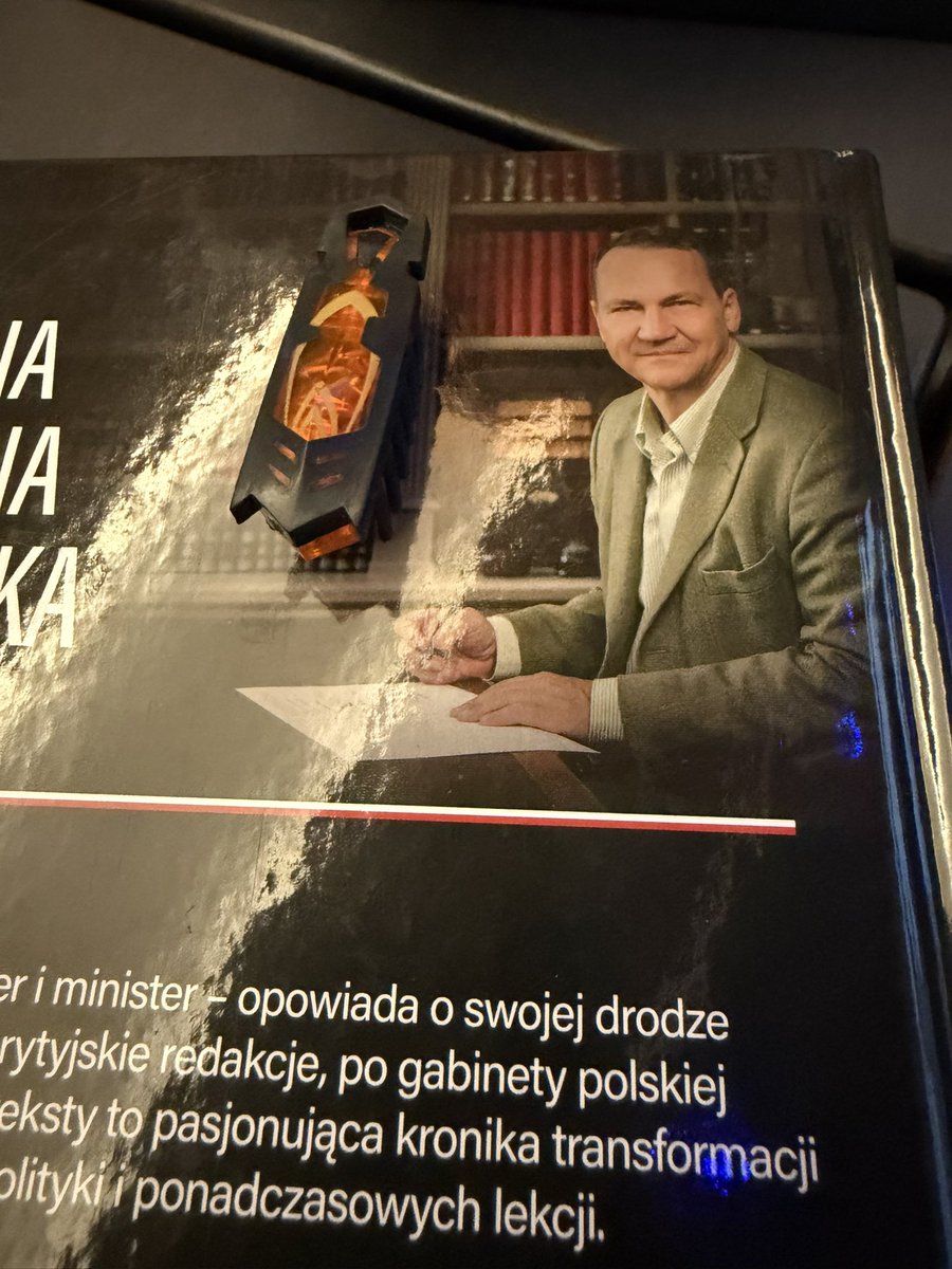 Bartek tweet media