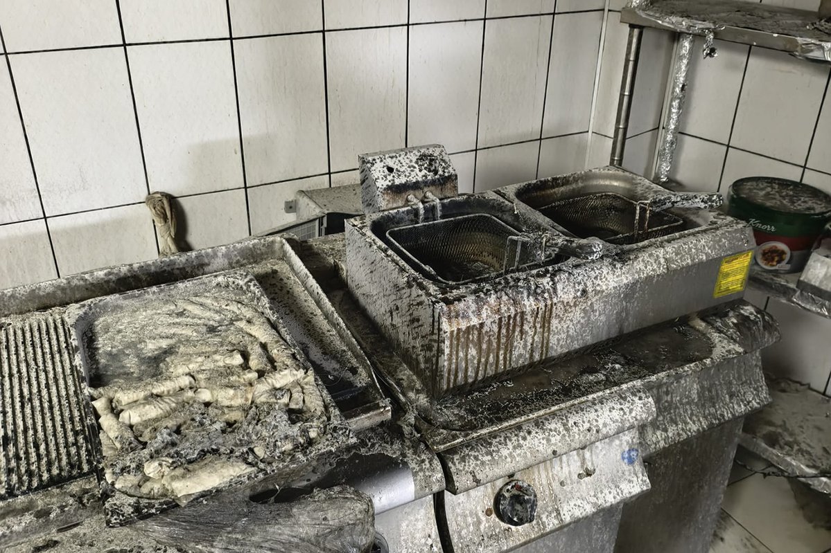 MFatihAkgul72's tweet image. #Batman'da otelde mutfakta çıkan yangın paniğe neden oldu

ilkha.com/guncel/batmand…