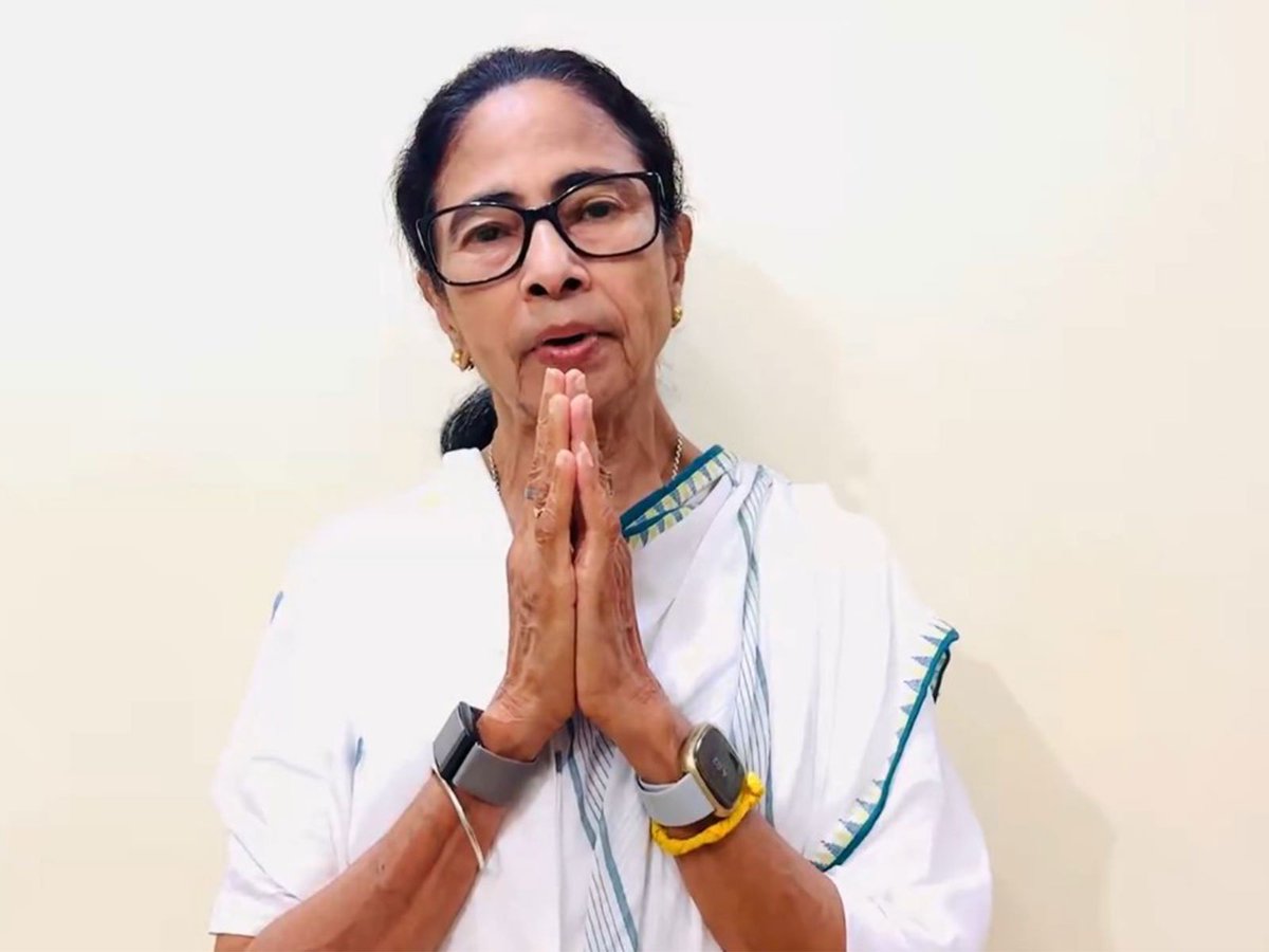 ani_digital's tweet image. Mamata Banerjee dismisses exit polls, says "circulated from BJP office," assures TMC will cross "226 in 2026":

Read @ANI Story | aninews.in/news/national/…

#MamataBanerjee #TMC #BJP #WestBengalpolls