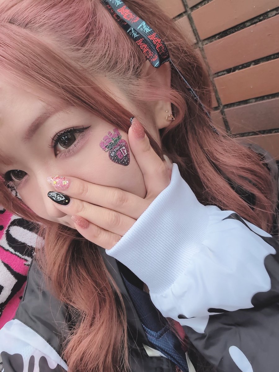 チョココロネ tweet media