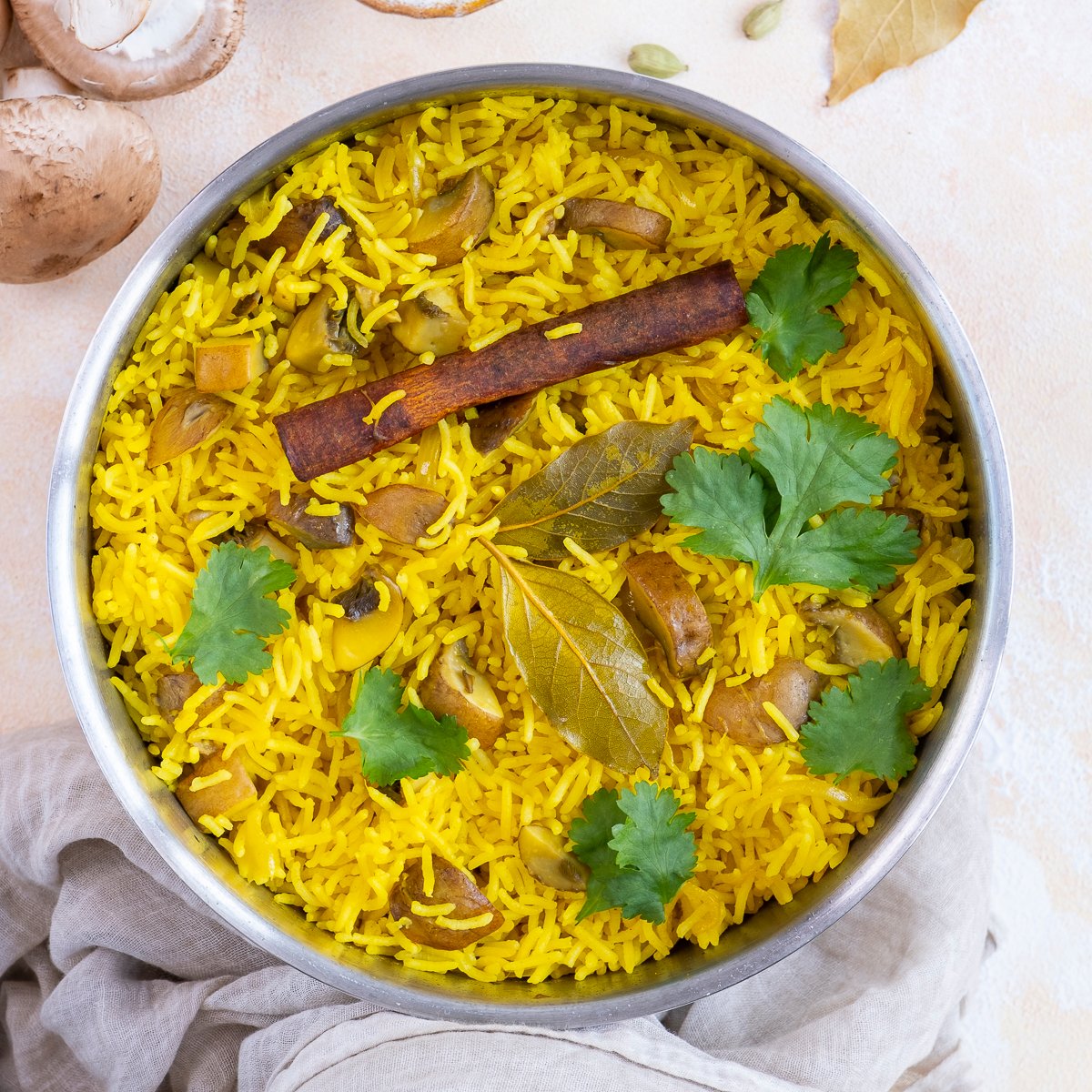 easypeasyfoodie's tweet image. Love Mushroom Pilau Rice? Want to make it at home, but worried it might be difficult and time consuming? Not with my recipe! This super easy mushroom version of pilau rice is ready in just 25 minutes and is virtually foolproof &amp;gt;&amp;gt;&amp;gt; bit.ly/3N2vD9i

#rice #easypeasyfoodie