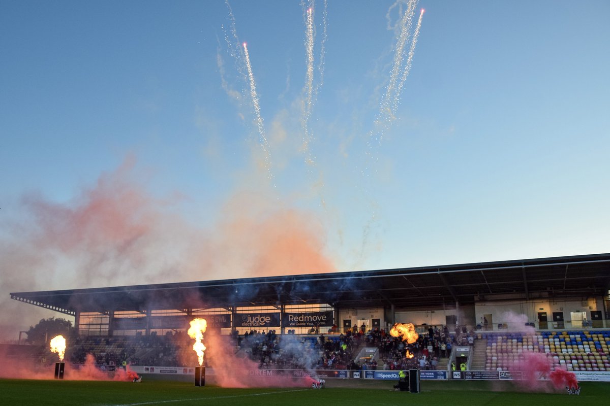 YorkSMC's tweet photo. 🎆 The LNER Community Stadium welcomed home @yorkcityfc’s National League trophy at a presentation event on Tuesday evening. 

📸 @adam_york https://t.co/lGnPTH9K4A