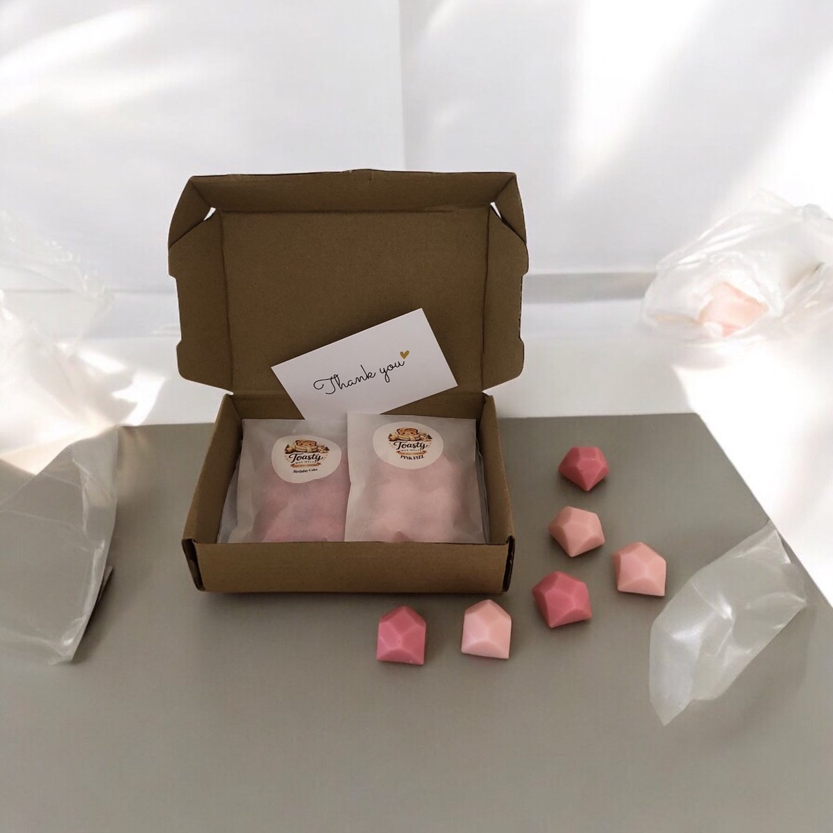 Toastyandcosy's tweet image. ✨Gift Sets from Toasty✨
💕Birthday Cake and Pink Fizz Fragrances, perfect readymade Gift to hand over to someone Special 💕
#birthdaycake #birthday #pinkfizz #love #specialoccasion #uk #toasty