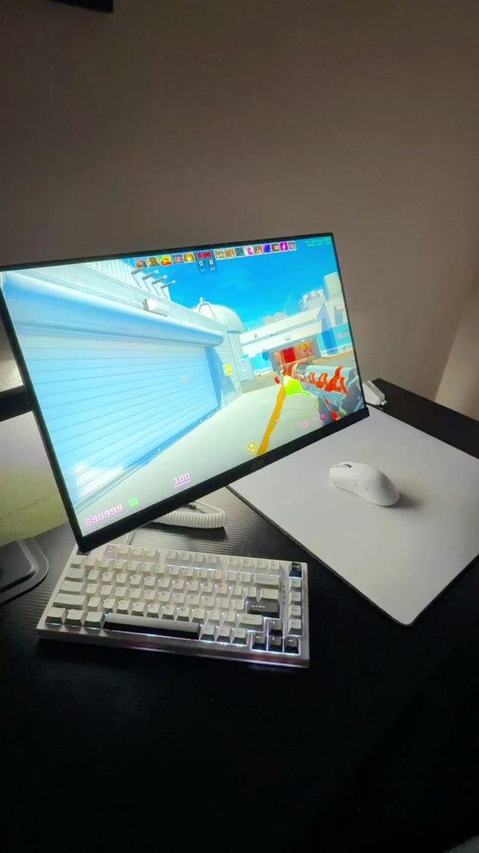 Gaming Setups tweet media