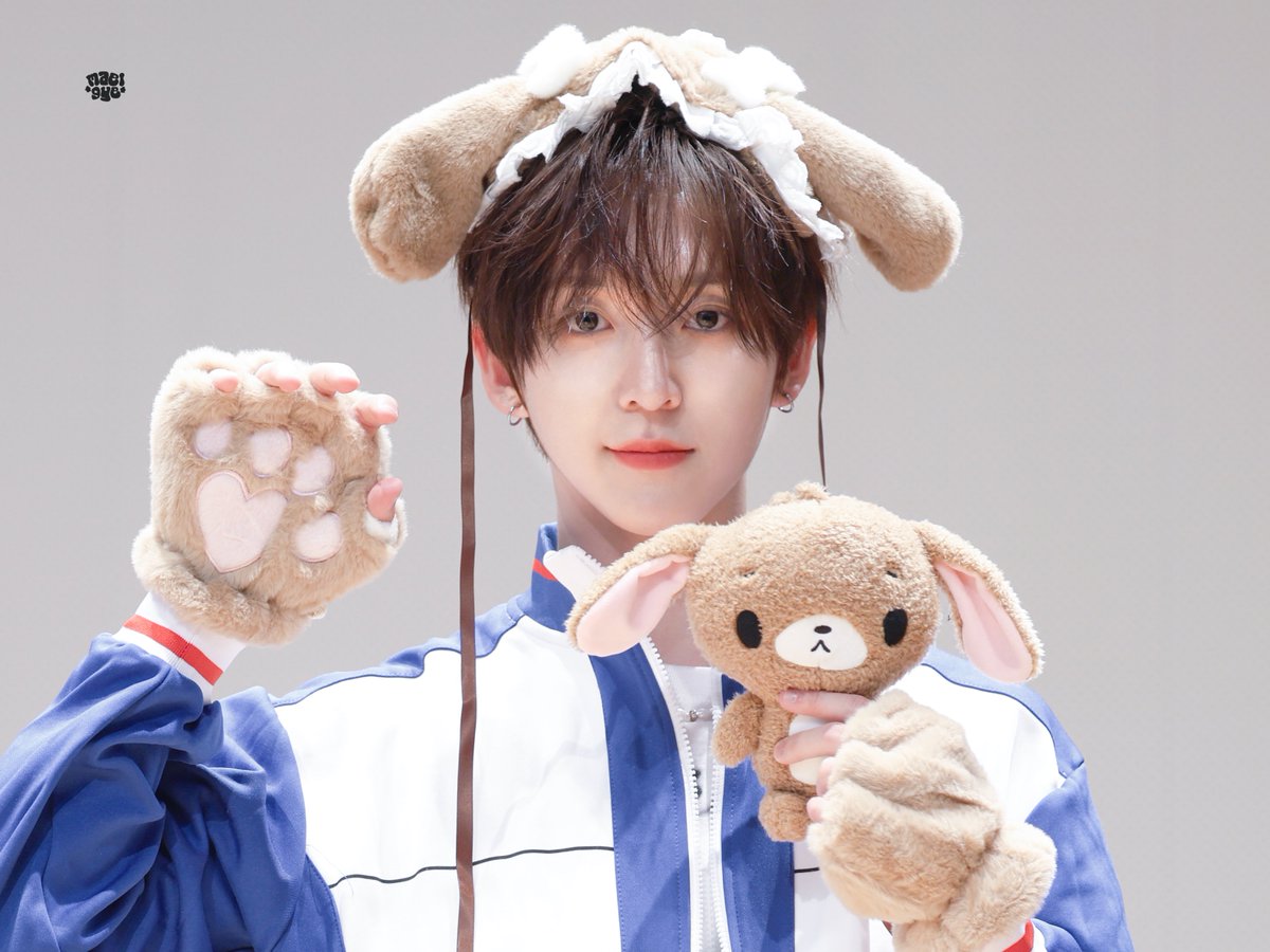 mael9ye's tweet image. 260423 메이크스타 #동현

아기똥깽이  ͙ᐟ
૮꒰ ˶• ༝ •˶꒱ა ༘✩🤍🤎