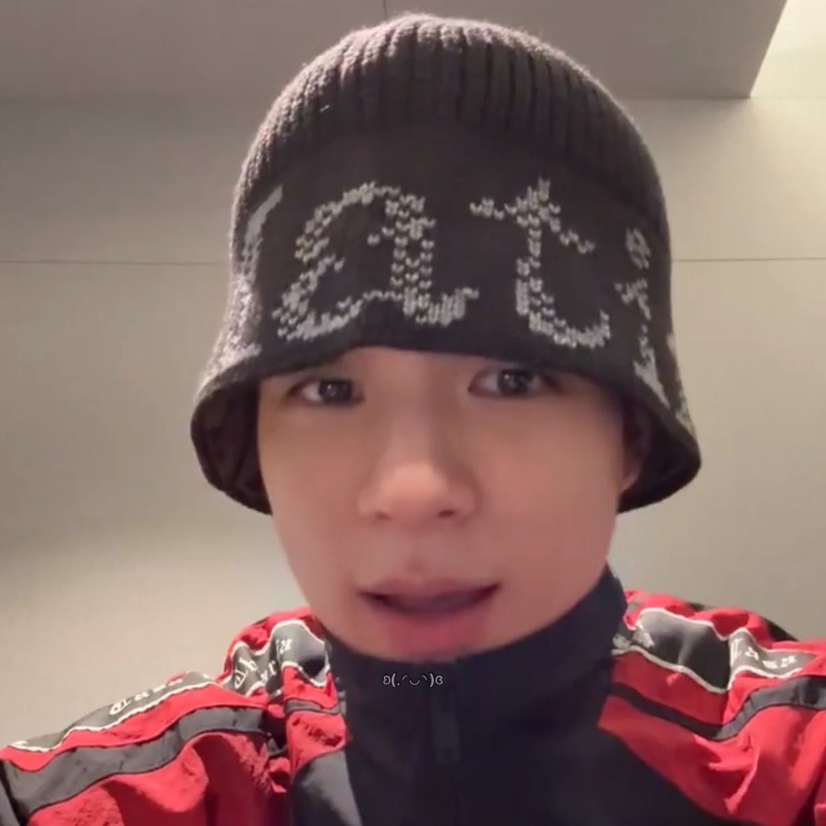 쿠 tweet media