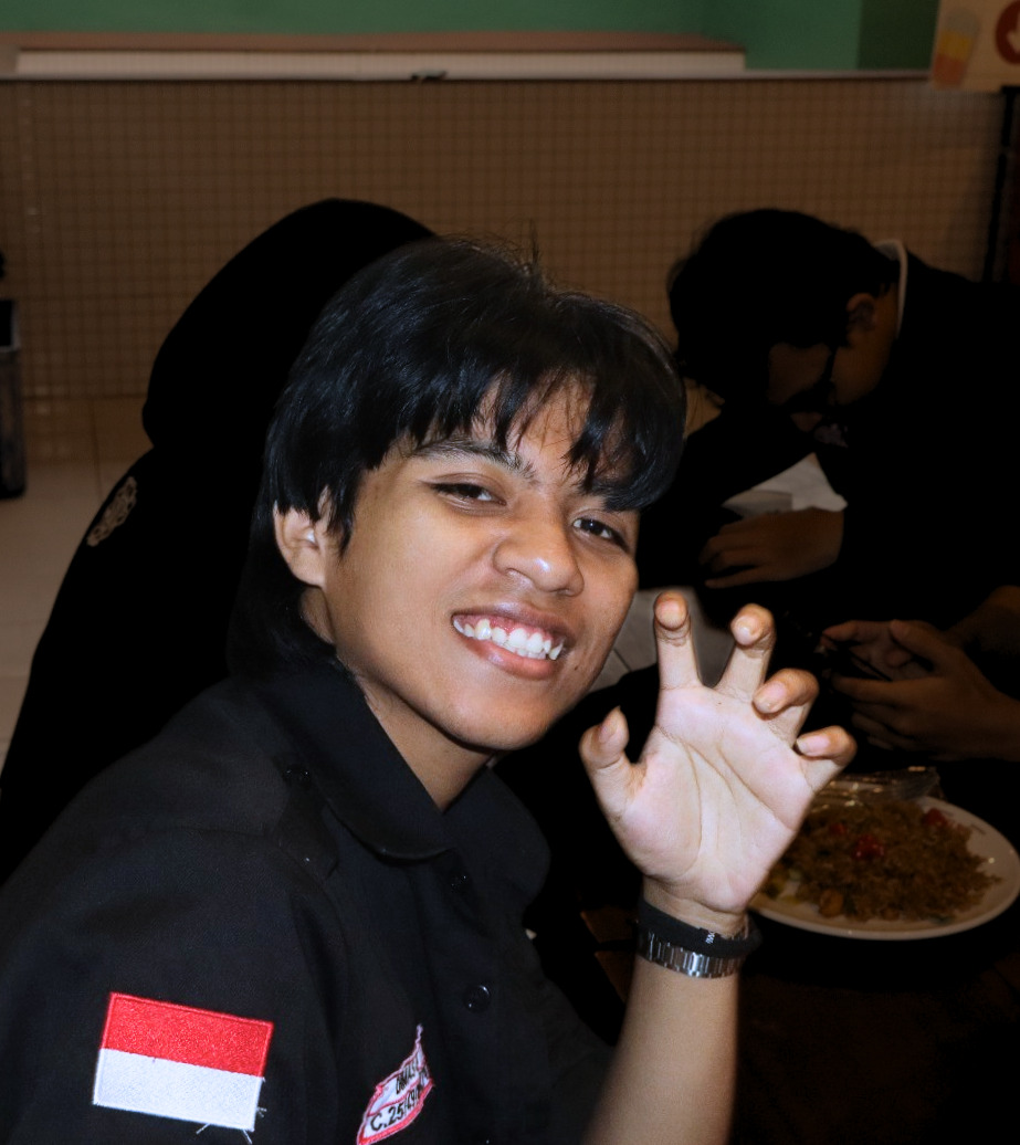 momouna (sebut saja Dexuz) tweet media