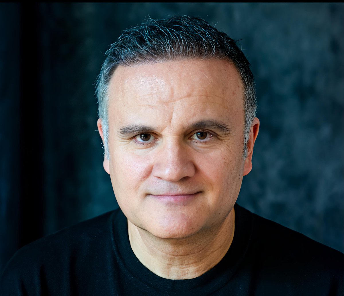 premiosmoretti's tweet photo. XXI ENCUENTROS MORETTI DE TEATRO 
PREMIO GIORDANO BRUNO 
       CARLOS CAÑAS https://t.co/MH592KENeZ