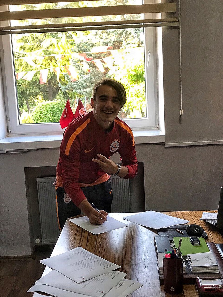 Batıkan tweet media
