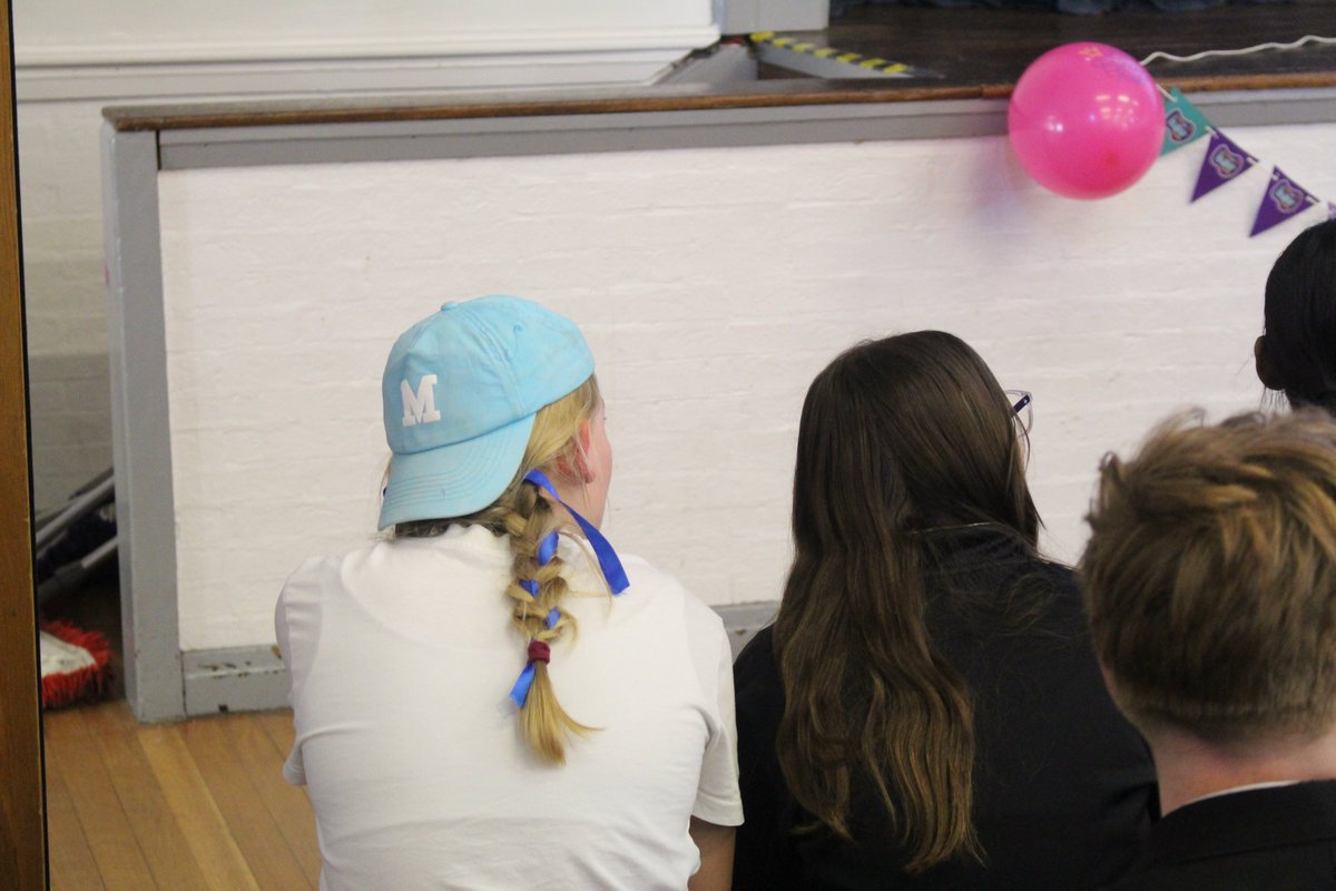 De Lisle College tweet media
