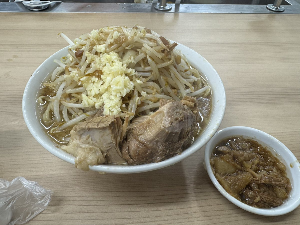 おーさ tweet media