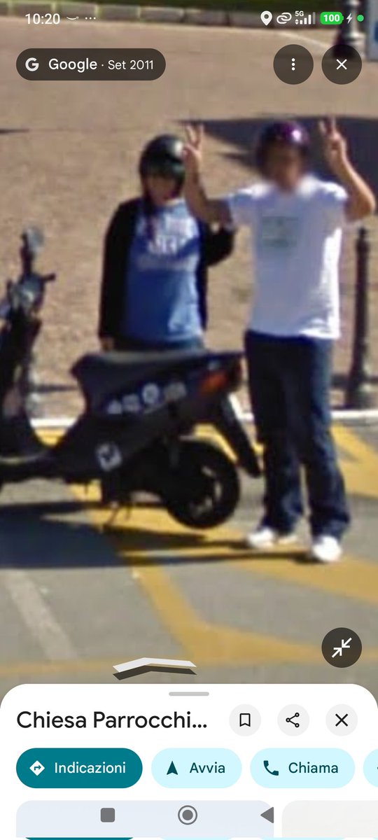 Siccome tutti pubblicano le foto di Google Maps questa sono io nel 2011 e quello è il mio ex