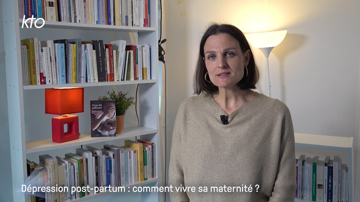 KTOTV's tweet image. Pendant une #dépression post-partum, les femmes peinent à se reconnaître comme mères et à ressentir l’attachement qu’elles pensaient éprouver pour leur enfant. Comment vivre sa #maternité dans ces conditions et ne pas culpabiliser ?

👉 #ViesDeFamille : youtu.be/1GAcWiySVEk