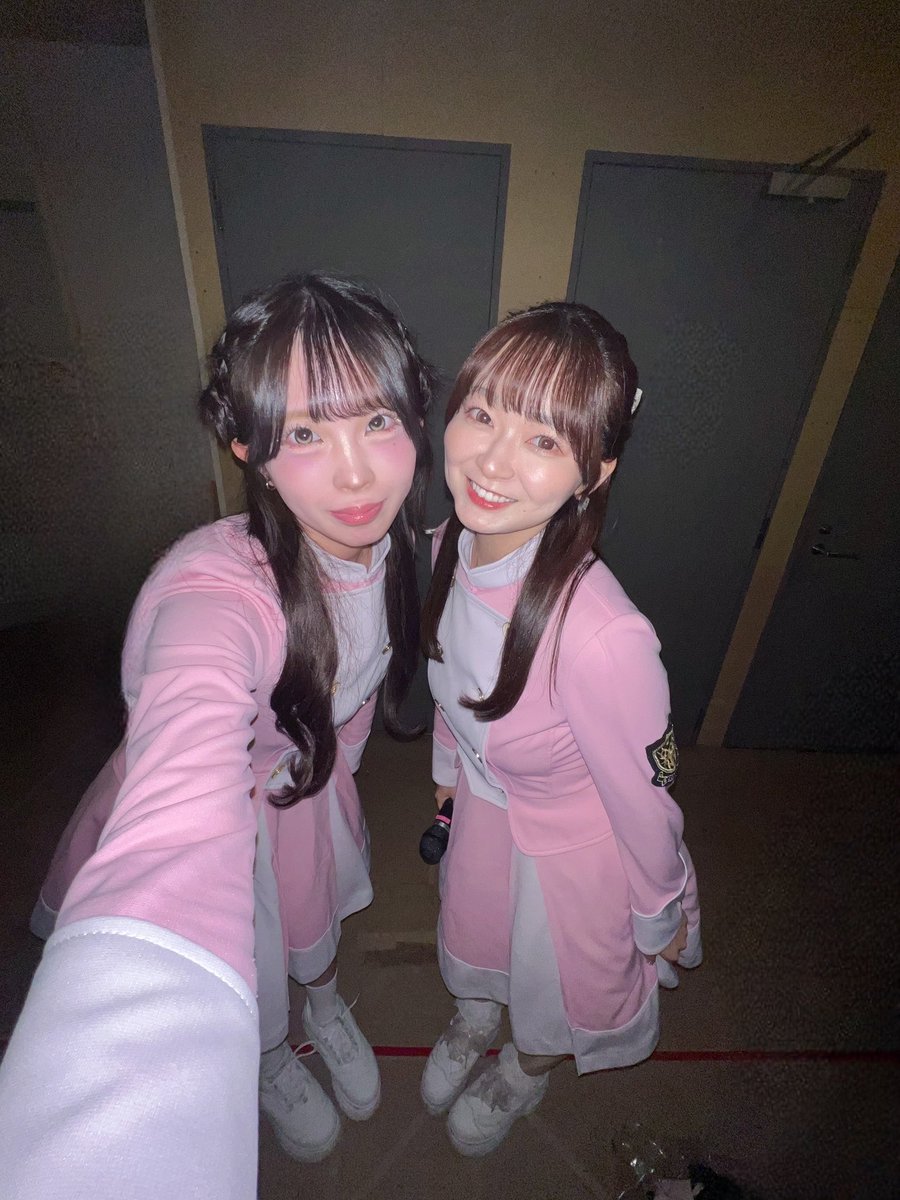♡あやちゃん様♡専用ページ 髪の毛いい感じ☺️☺️ 安定にインナーカラーも入れたよ☁️ いつも