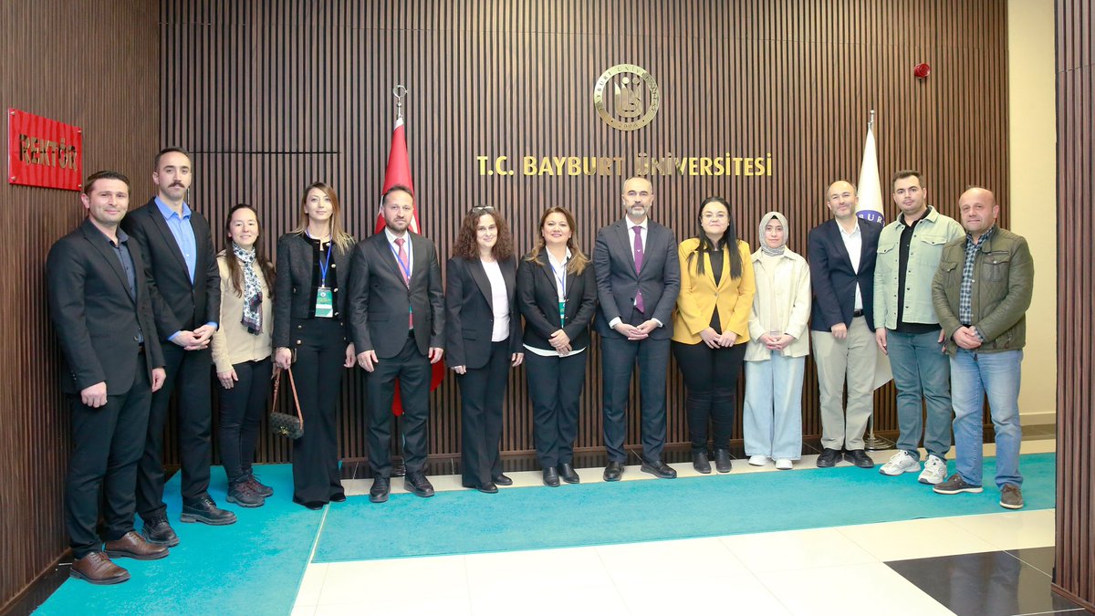 MutluTurkmen's tweet photo. TÜBİTAK 2237-A Projesi kapsamında gerçekleştirilen “Proje Fikrinden Patente: Bilginin Yolculuğu” başlıklı sunum ve eğitimleri için; Prof. Dr. Esra Çapanoğlu Güven, Prof. Dr. Enes Dertli, Prof. Dr. Hatice Funda Karbancıoğlu Güler, Doç. Dr. Hasan Cankurt, Öğr. Gör. Dr. Latife Çağla Çoklar ve Edip Deha Bilir’e teşekkür eder; proje koordinatörü Doç. Dr. Hümeyra İspirli’ye ve sürece katkılarından dolayı Teknoloji Transfer Ofisimize şükranlarımı sunarım.