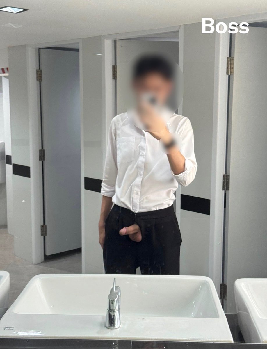 Boss_52_new's tweet photo. ใน ม.เส่วค๊าบบบ จะมีใครเข้ามามั้ยน้าาา 🤫 https://t.co/RTLXMQ8kbO