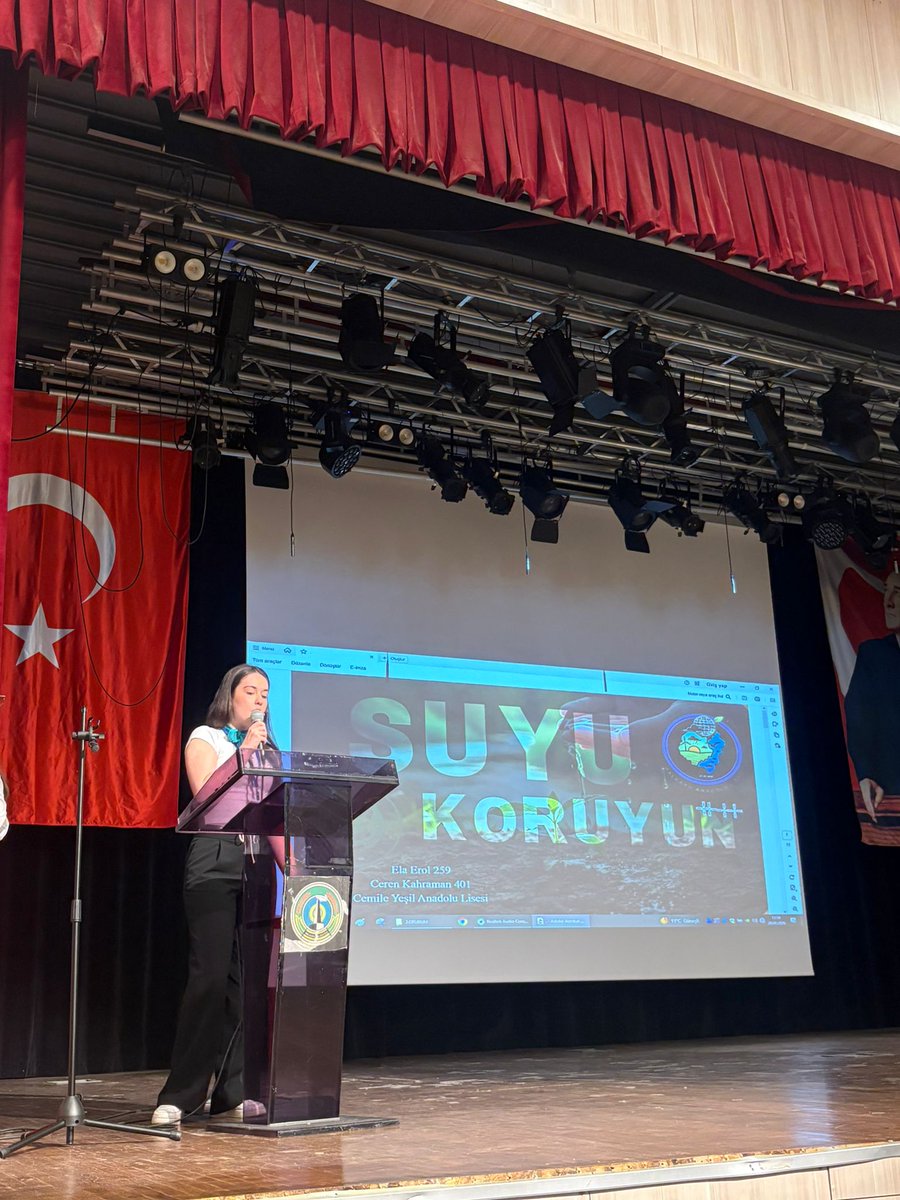 Cyal59's tweet photo. Malkara Anadolu Lisesi ev sahipliğinde düzenlenen "Yerelden Küresele Tekirdağ 'da Doğa İklim ve Marmara'nın Geleceği"  konulu Lise Öğrencileri Çalıytayına oniki öğrenci ile katıldık. Öğrencilerimiz dört bildiri ve iki poster sunumu yaparak okulumuzu başarıyla temsil ettiler. https://t.co/IVcj3EWmKj