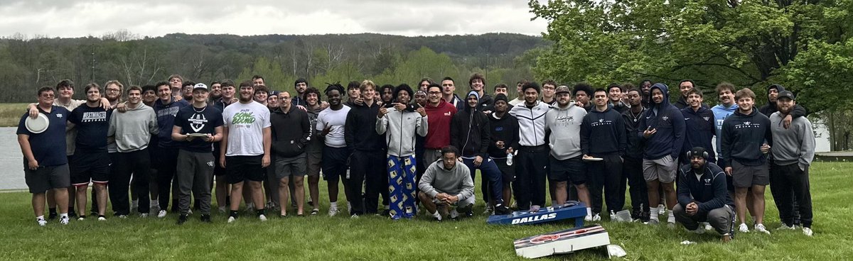 CoachSleeves_'s tweet photo. Great night with the guys for an end of spring cookout!⚔️ https://t.co/8A9pE5IUd9
