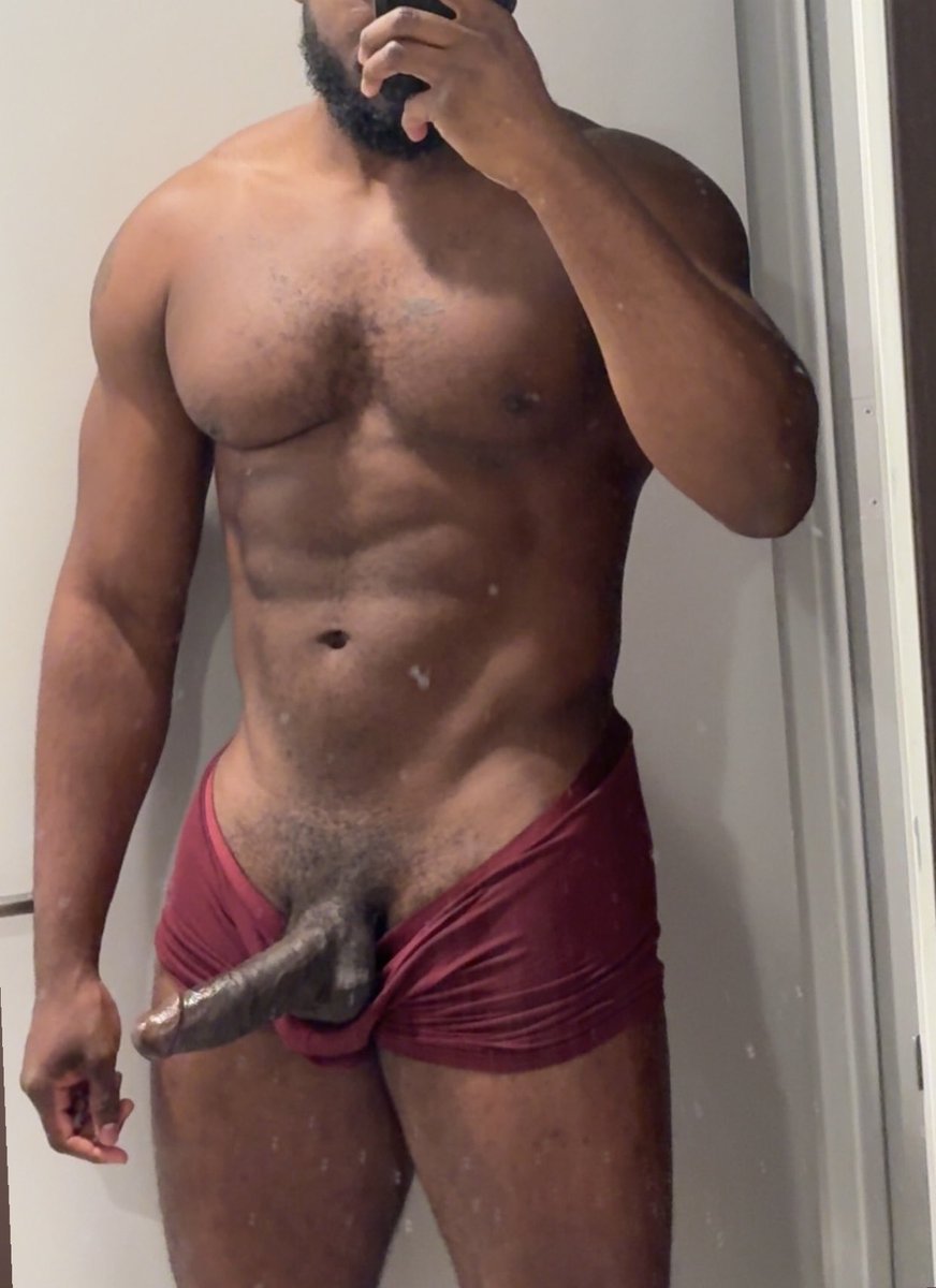 BlackedZeus tweet media