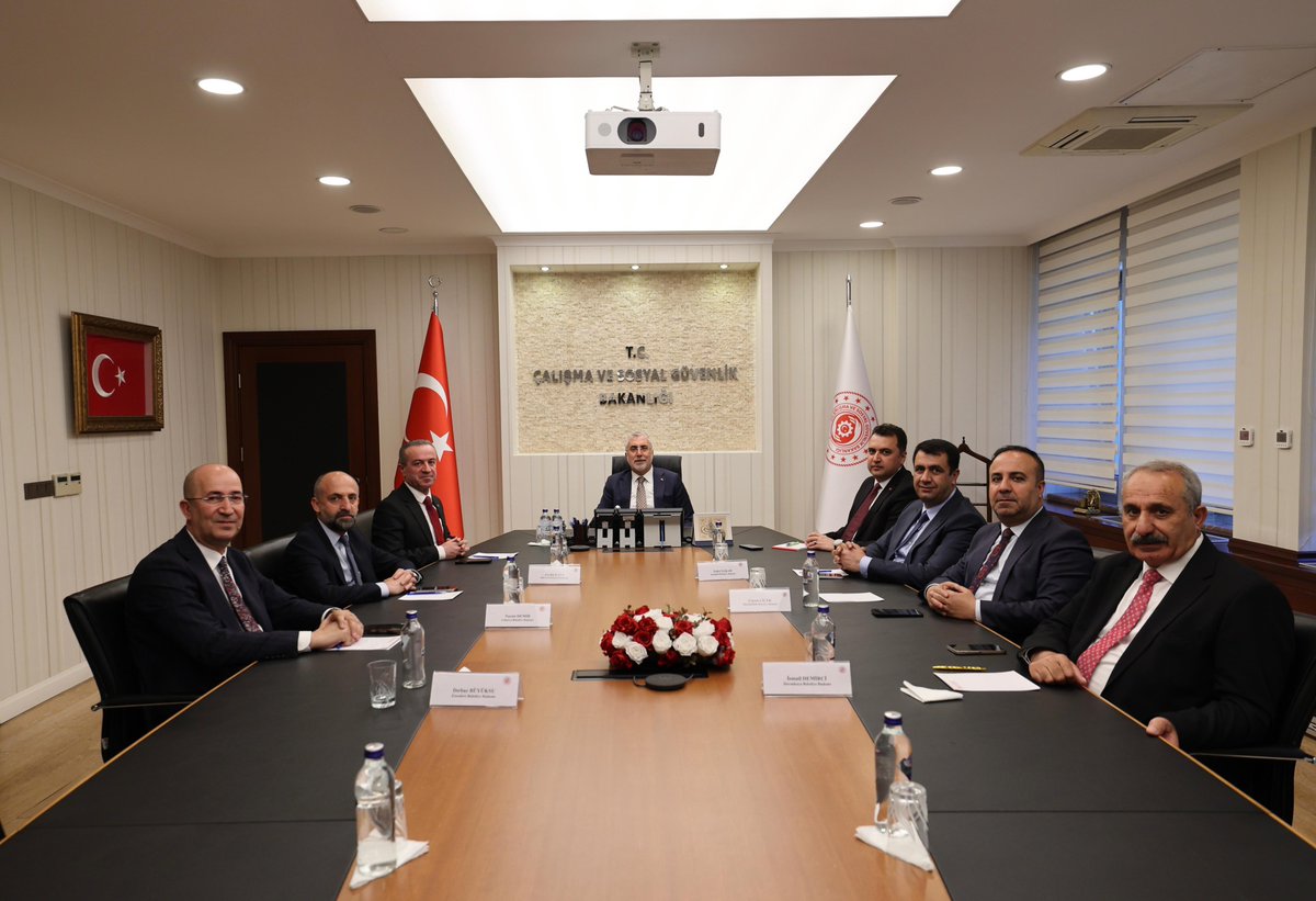 Prof. Dr. Vedat Işıkhan tweet media
