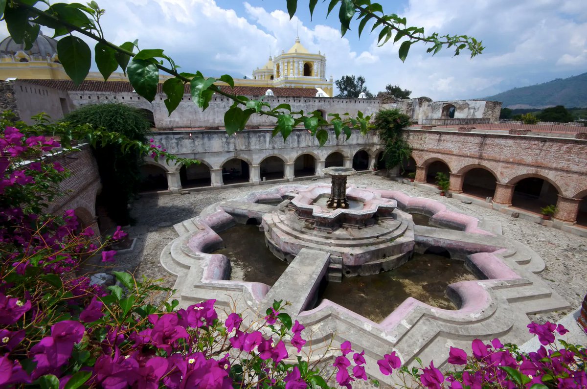 Central American Catholic Aesthetics tweet media