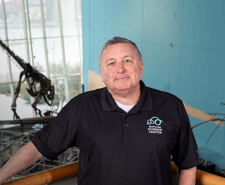 CurleyHS's tweet photo. Mark Potter '80 A Different Kind of Science Guy
https://t.co/plMd21HVZ9 https://t.co/mKIEbWRk46