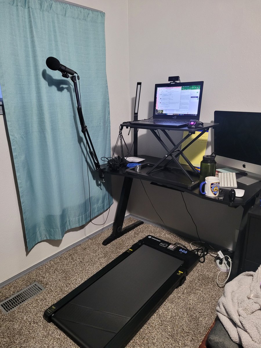 andreafromslc's tweet photo. So long, desk cycle, hello desk treadmill! https://t.co/aDyBAuTceX