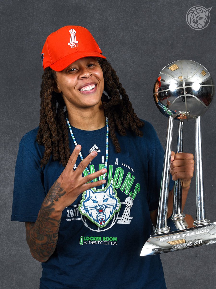 minnesotalynx's tweet image. HBD, MONE! 🎉