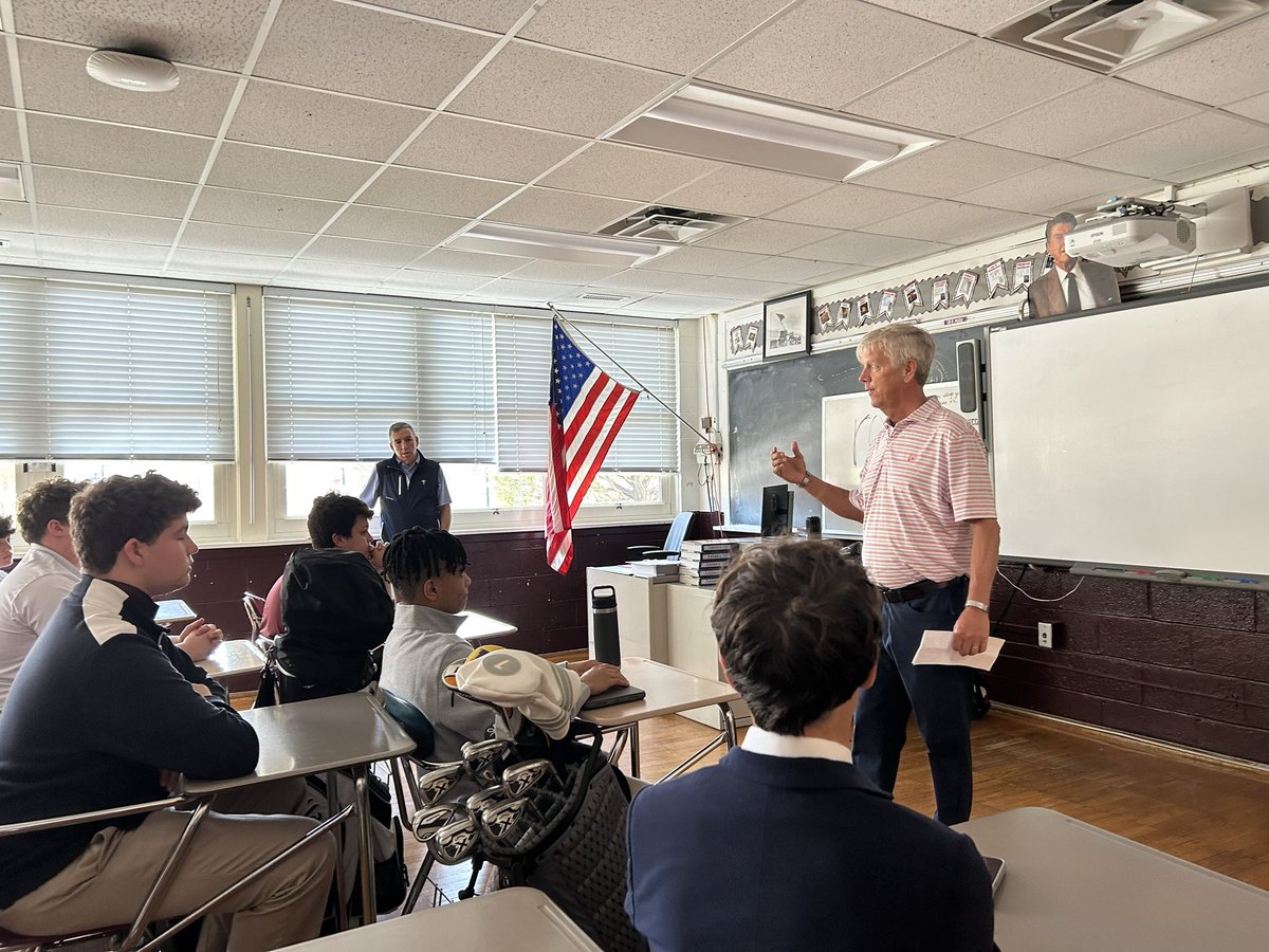 Noitch93Leader's tweet image. The 3-Iron Club 🏌️‍♂️

@DonBoscoIronmen, @The_TK_Found, @Noitch93Leader, and @Coach_BRiley launched a primer mentorship program designed to forge the next generation of leaders through golf and the spirit of St. John Bosco. 

#Leadership #Character #Purpose #Win #Noitch93