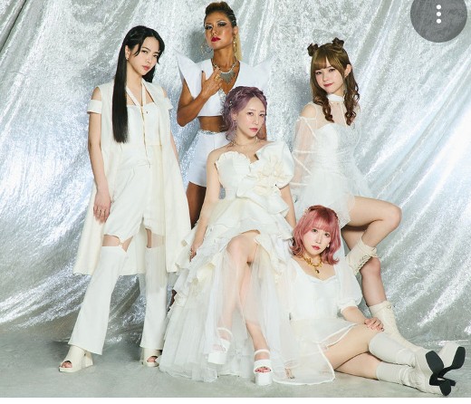 EmeryHarrison8's tweet image. Lovebites!!!! @lovebites_jp #lovebites #rock #jrock #metal #heavymetal