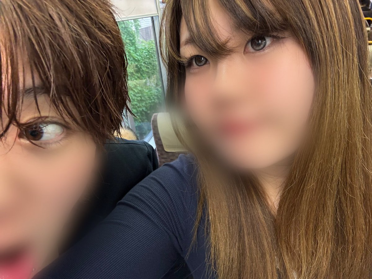⭐︎ tweet media