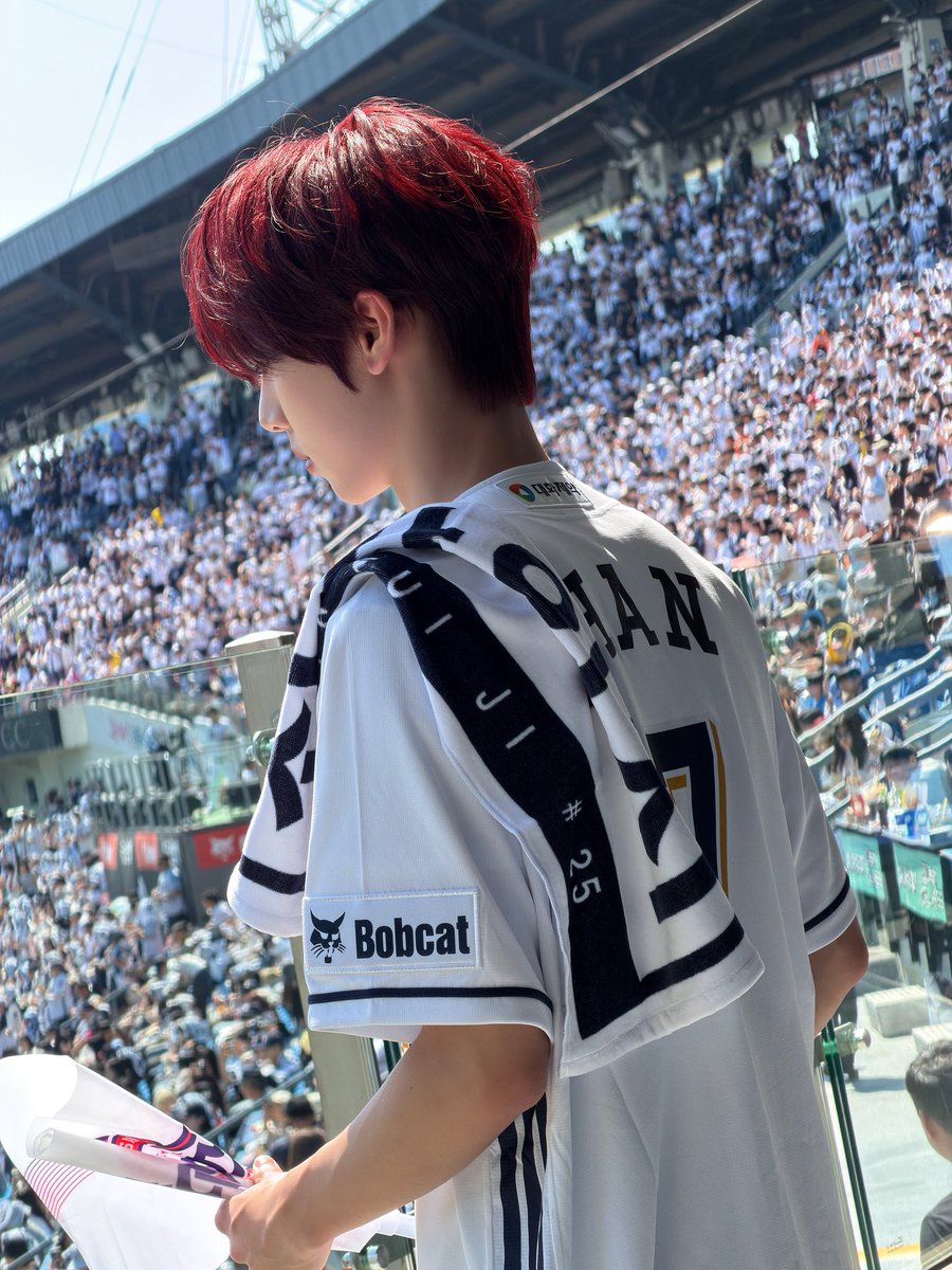 🐰💬 tweet media