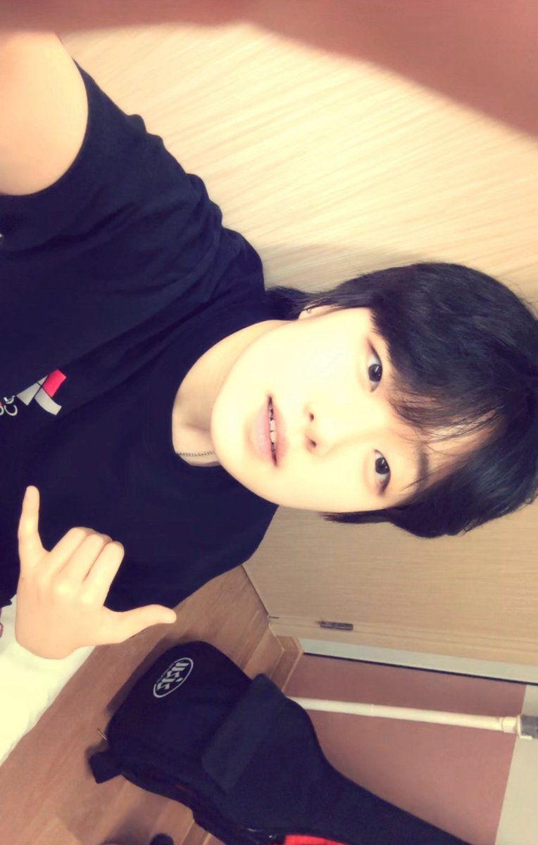 버거학사 tweet media