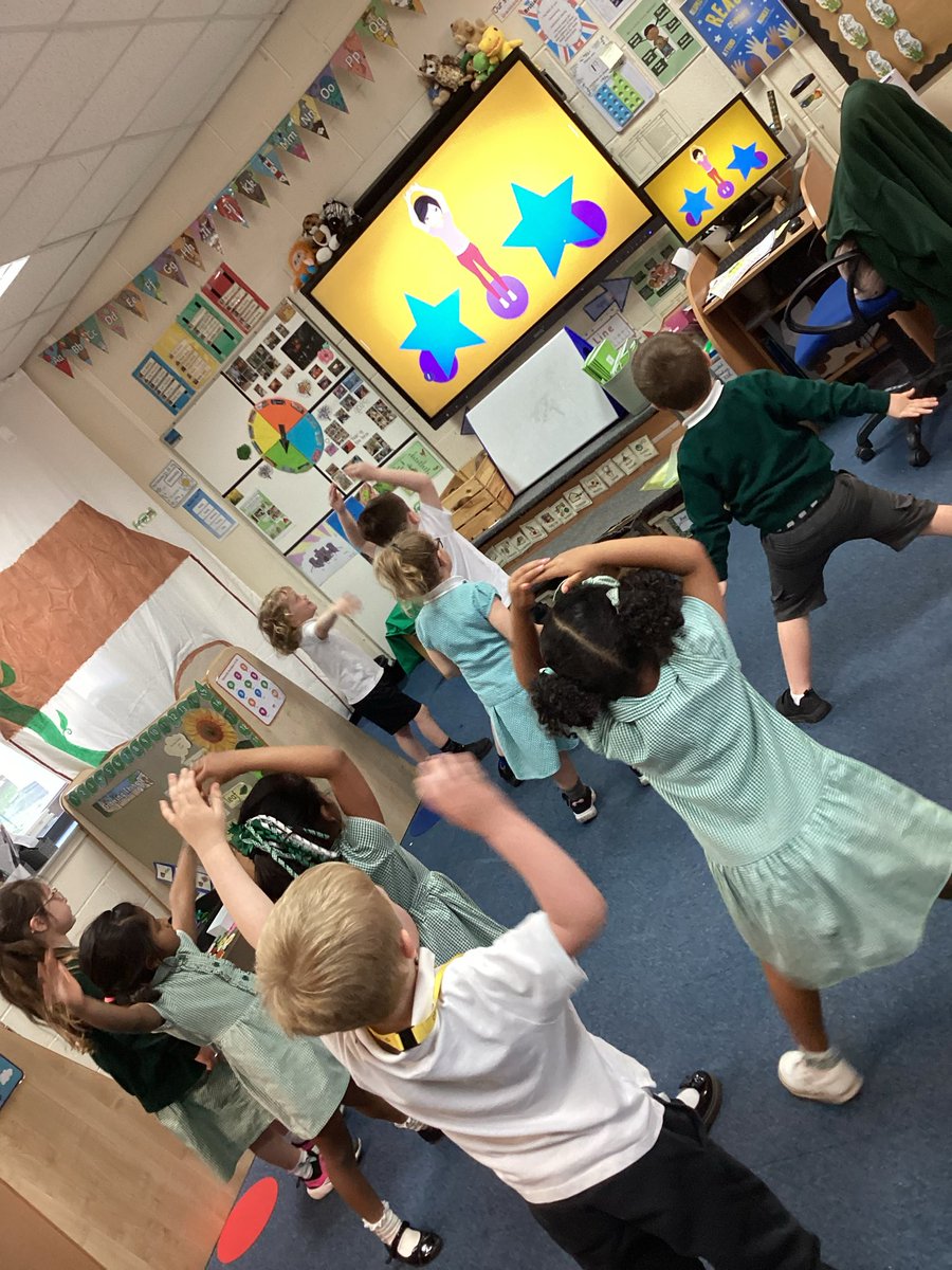 WellesbourneRec's tweet photo. Brilliant shape yoga before lunch time to unwind in RSR, Reception. We linked this to our maths and tried to make 2D shapes using our stretching and skills 🔴🔷🔺⭐️ @WellesbourneSch https://t.co/f0qKWNBnhE