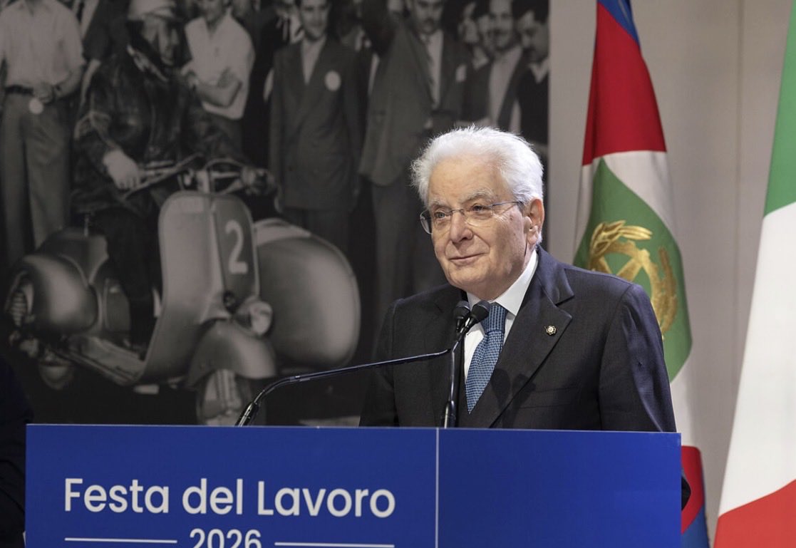 CislNazionale's tweet photo. #DanielaFumarola: «Grazie al Presidente della Repubblica Sergio Mattarella per il riconoscimento alto e autorevole del ruolo del sindacato quale presidio di democrazia e per aver indicato nel dialogo sociale un fondamentale motore di progresso e di unità nazionale.

Il richiamo al valore delle organizzazioni sindacali ci incoraggia nell’azione di rappresentanza quotidiana e indica l’esigenza di aprire una nuova fase di responsabile cooperazione sociale. Istituzioni, mondo del lavoro e sistema delle imprese devono ritrovarsi in un perimetro comune per perseguire obiettivi condivisi, necessari a far avanzare tutele, salari e produttività, insieme a uno sviluppo equo e duraturo».