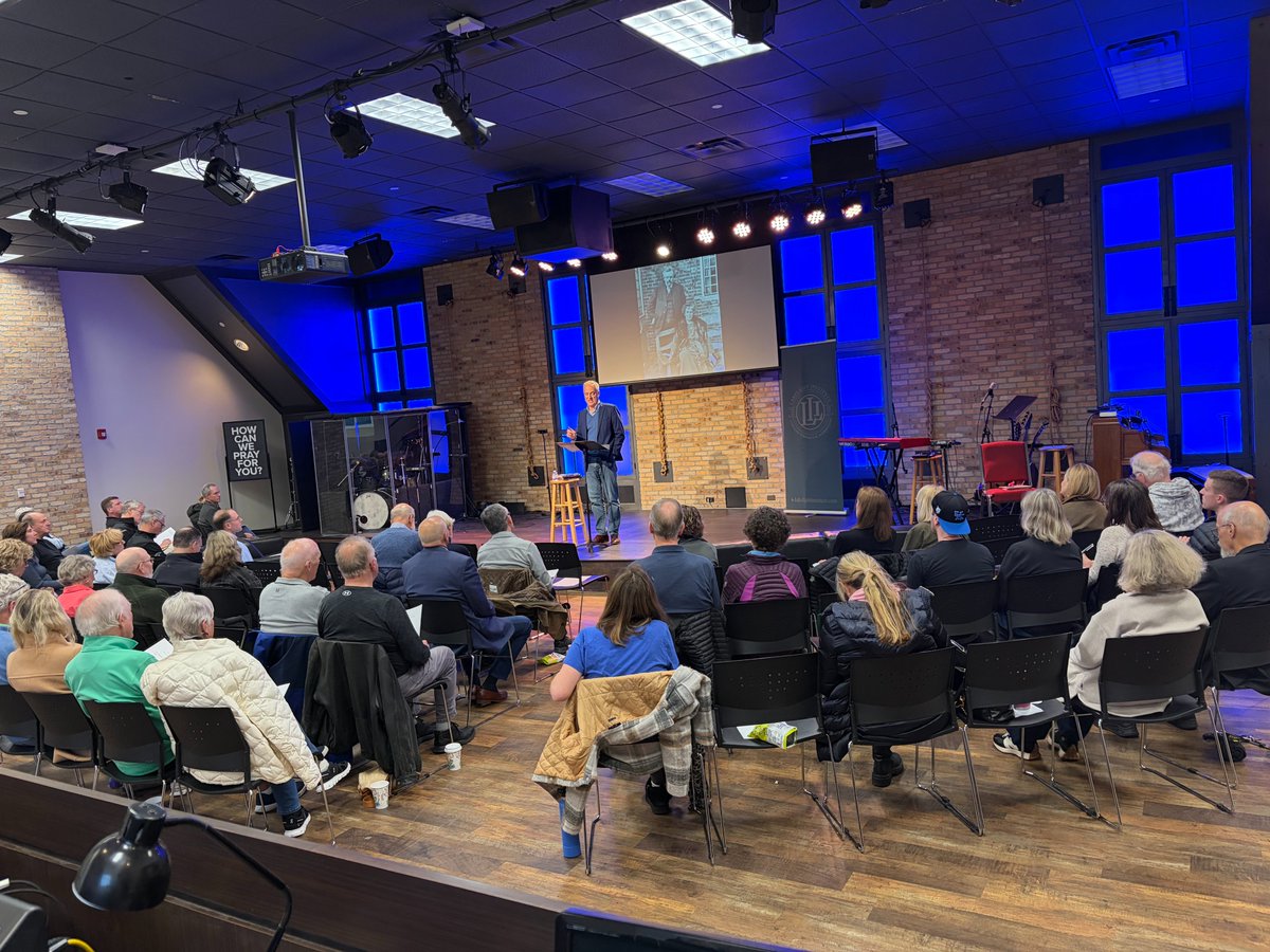 Lakelight_inst's tweet image. Last night we wrapped up our lecture series, The World Behind the Wardrobe.

Week by week, this room was filled with curiosity, conversation, and a shared desire to go deeper.

So grateful for everyone who joined us! More coming soon.

#LectureSeries #Classes #DivingDeeper