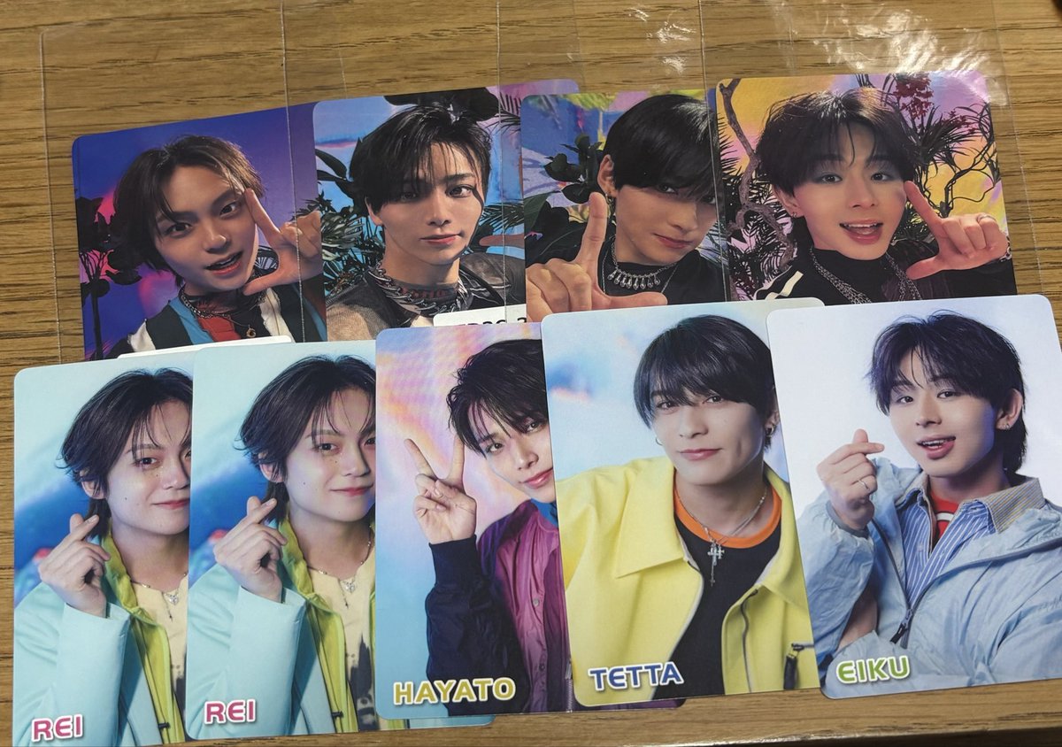 tt___ichi's tweet photo. 【交換】ONE Ｎ’ ONLY ワンエン WARAiNA CD封入トレカ 購入特典 トレカ ペアトレカ 交換

譲▶︎画像1.2

求▷画像3.4 👑 ＞💖 ＞無印

郵送での交換になります。
よろしくお願いいたします🙇‍♀️ https://t.co/ZaHs0txrVC