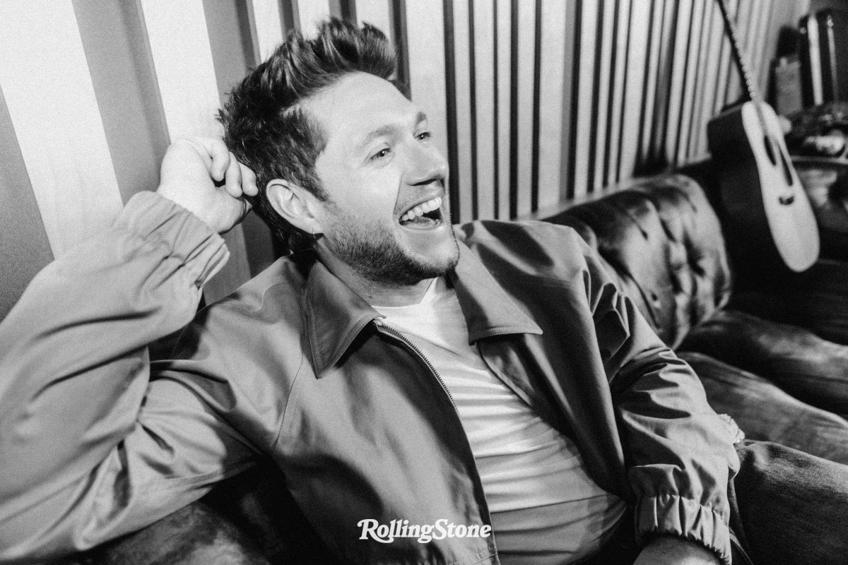 RollingStone's tweet image. .@NiallOfficial on what makes a great pop song:

“It’s all about hookiness and trying to get as many catchy bits into a song as you possibly can. The great pop records of all time have got great hooks in them….”

Interview: rollingstone.com/music/music-fe…