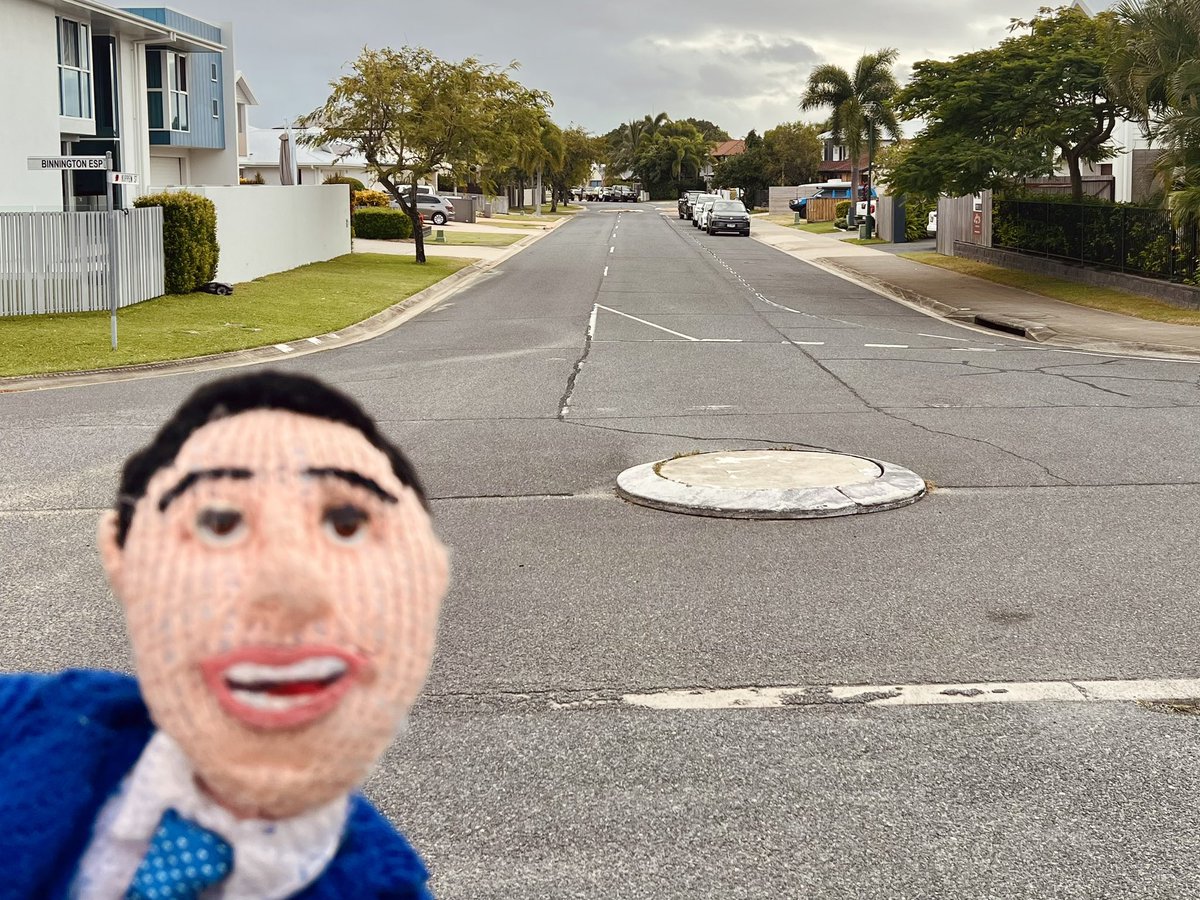 Jimmy Carr tweet media