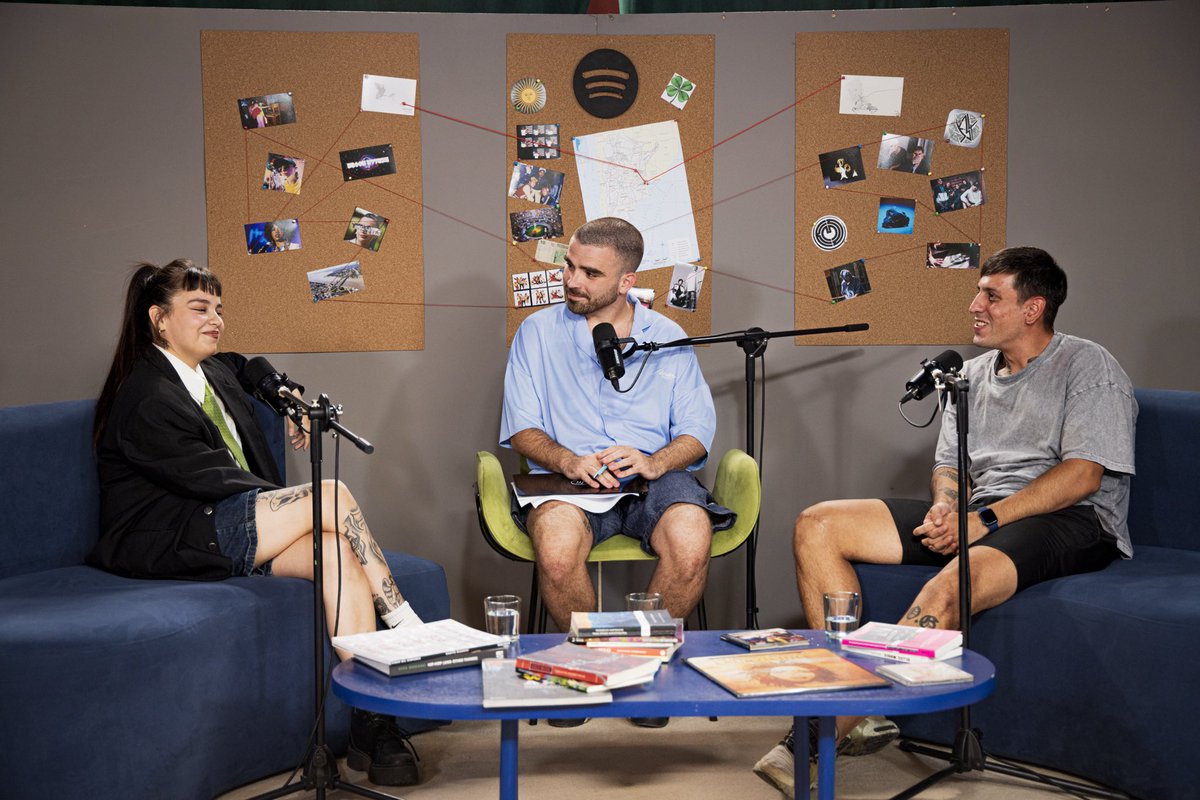 SpotifyARG's tweet photo. Ana Milagros en VICEVERSA: “Para nosotros escribir es ese compromiso que tiene que ver con agarrar lo bueno y lo no tan bueno de la vida, y volcarlo de una manera genuina y personal”. https://t.co/pGHpCPL0Pa