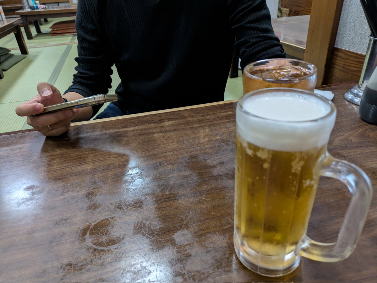うさギター tweet media