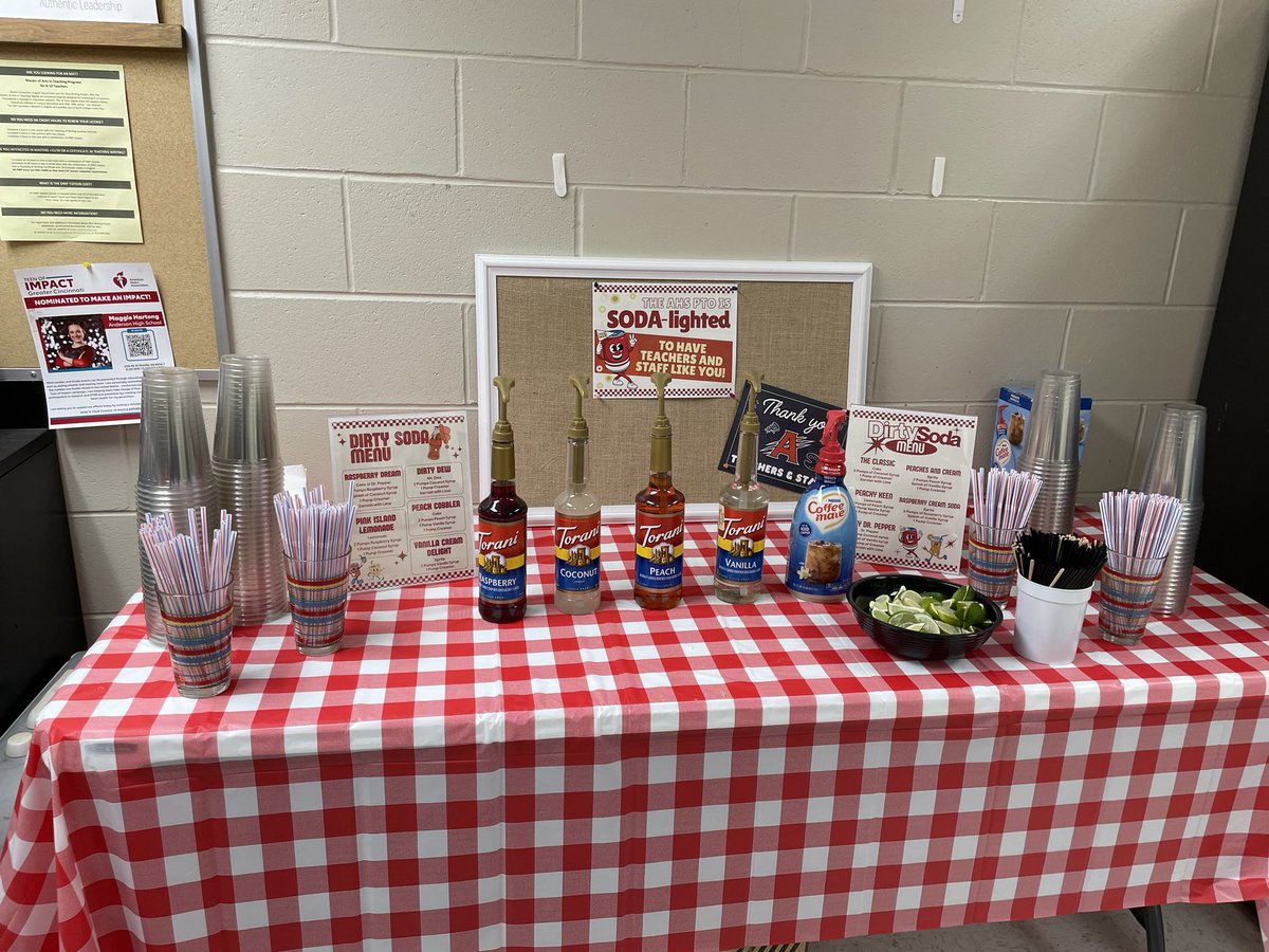 AndersonRaptors's tweet photo. The AMAZING @AHSPTO strikes again!! Student and staff appreciation- donuts for the students, sweet sodas for the staff!! We are feeling the love as state testing winds down and AP ramps up!! #AHSisFAMILY https://t.co/LueXs3WQ8A