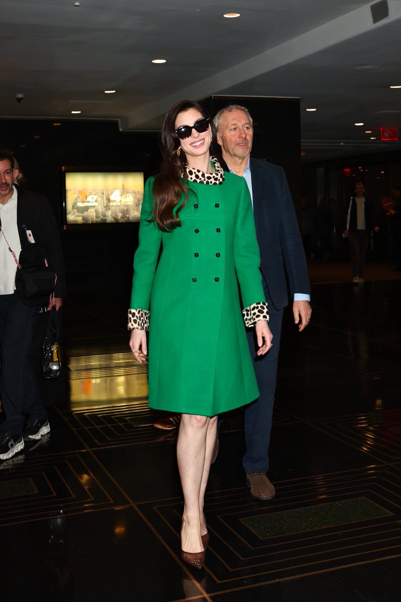 Anne Hathaway Archives 👠 tweet media